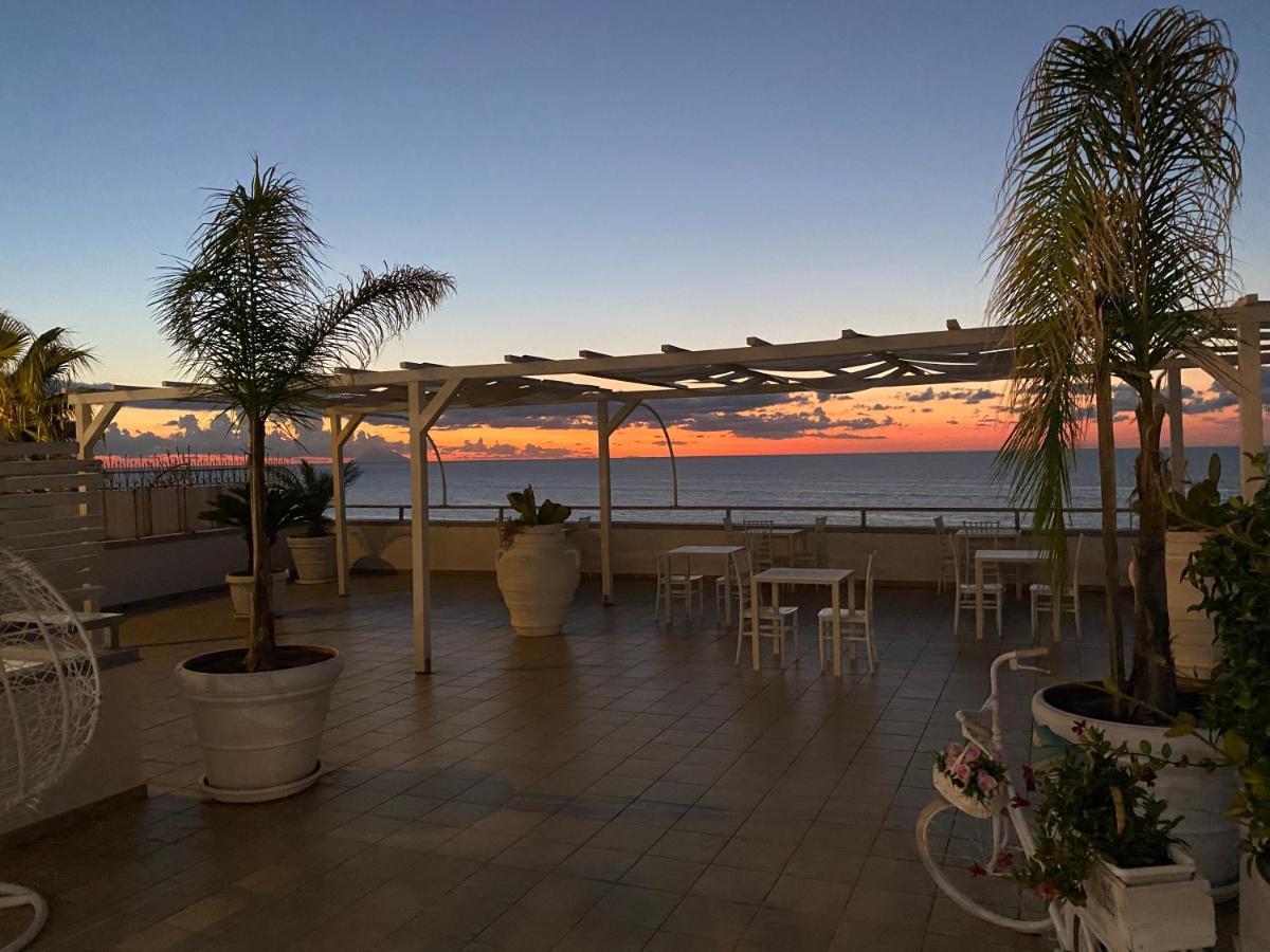 Hotel La Porta Del Mare Tropea Exteriér fotografie
