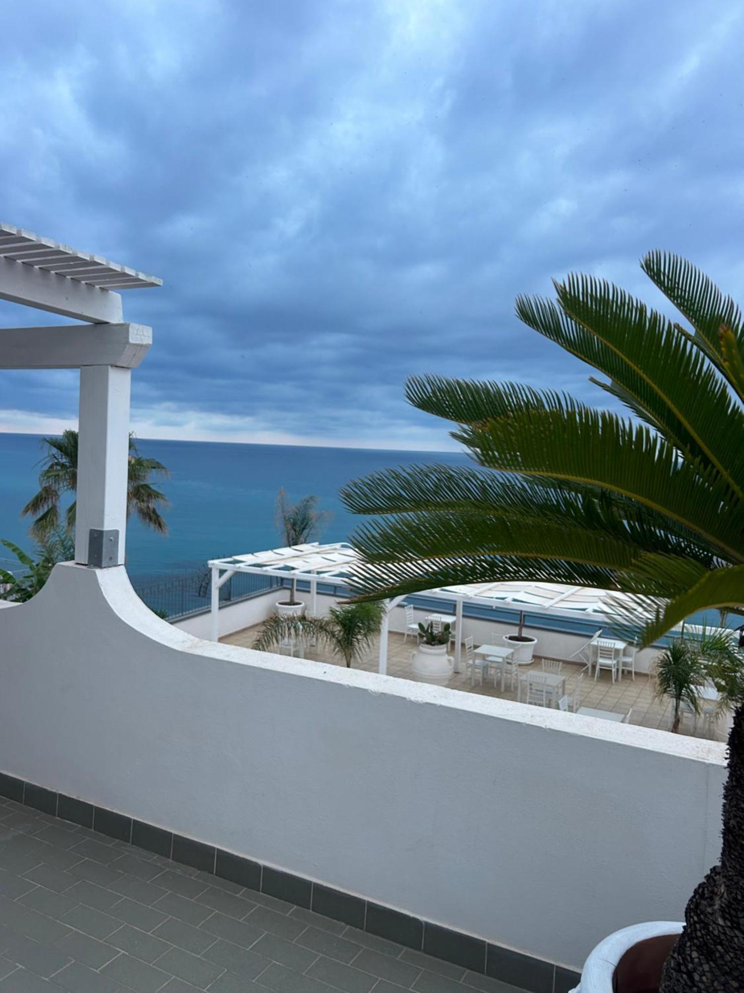 Hotel La Porta Del Mare Tropea Exteriér fotografie